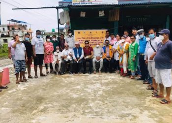 बुढीगंगा लायन्स क्लब अफ याक्टिभद्वारा ट्राफिक प्रहरी लाई ग्लोवस र माक्स हस्तान्तरण