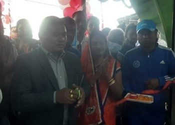 नगर प्रमुख गच्छदारद्वारा दुहबीमा यामाहाको शोरुम डिलरको उद्घाटन