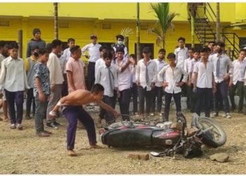 मोरङको लेटाङमा छात्रामाथि दुर्व्यवहार प्रकरण:झडपमा परि एक महिला प्रहरीकाे मृत्यु