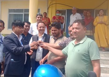 दुहबीका ३ वडाअध्यक्षले सरकारी गाडि फिर्ता गरे