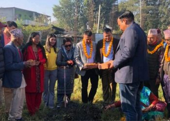 मेयर हेमकर्णले गरे दशनामी गिरि समाज इटहरीको भवन शिलान्यास