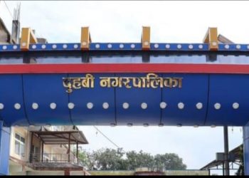 दुहबी बजारको सडक पेटिकामा रहेको फुटपात पसल भोलि बाट हटाउने ।