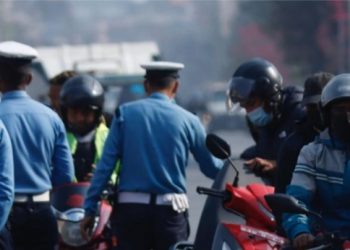 होलीमा ट्राफिक नियम उल्लंघन गर्ने ३५ वटा मोटरसाइकल दुहबी प्रहरीको नियन्त्रणमा ।