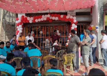 दुहबीका २ युवाले गरे अदित्रि इन्टरप्राइजेज मार्वल टाइल शोरुम सञ्चालन
