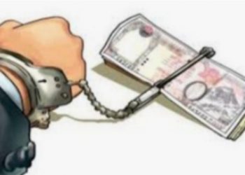 गढिका जमिल नक्कली नोट सहित ईटहरीबाट पक्राउ ।