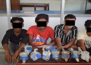 दुहबी एरीयामा पानीको मिटर चोरी गर्ने समूह पक्राउ”