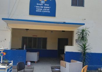 प्रहरी अस्पताल बेलबारी बाट इनरुवा सारिएको भन्दै स्थानीयको गुनासो ।
