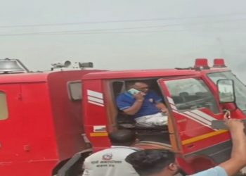 दुहबी बारुण यन्त्र चालक प्रताप लाई मेयर गच्छ्दार द्वारा बर्खास्त गर्न निर्देशन  ।