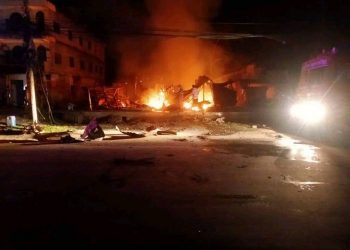 दुहबीको सारा फर्निचर कास्ठ उद्योगमा आगलागी १ करोड भन्दा बढिको क्षेती ।