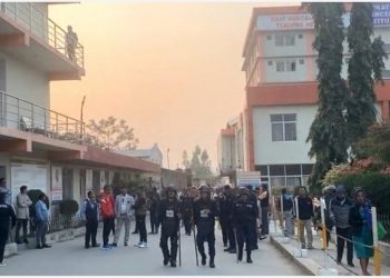 विराट टिचिङ अस्पतालमा डाक्टरको लापरबाहीले ४ वर्षीया बालिकाको ज्यान गएको आफ्न्तको आरोप ।