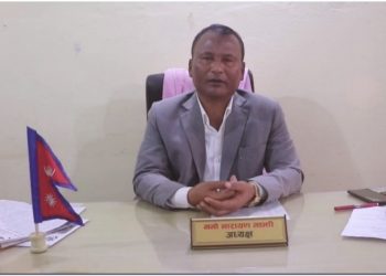 जनताको काम गर्न बाधा आर्चन गरे पछि उपाध्यक्ष र वडाध्यक्षको गाडीको चाबी खोसे अध्यक्ष माझी