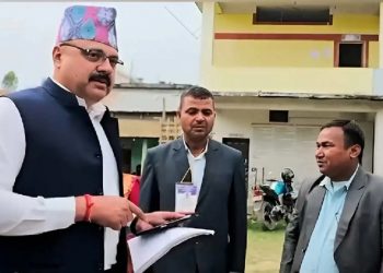 सुनसरीमा एसइई परीक्षा अमर्यादित बन्दै ह्वाट्सएप’ ग्रुप बनाएर चिट चोराएको पुष्टि परीक्षा गार्ड निष्कासन ।