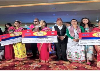 मिसेस तीजको उपाधी हात पारीन बुढीगंग्गाकी मनीता चौधरीले ।